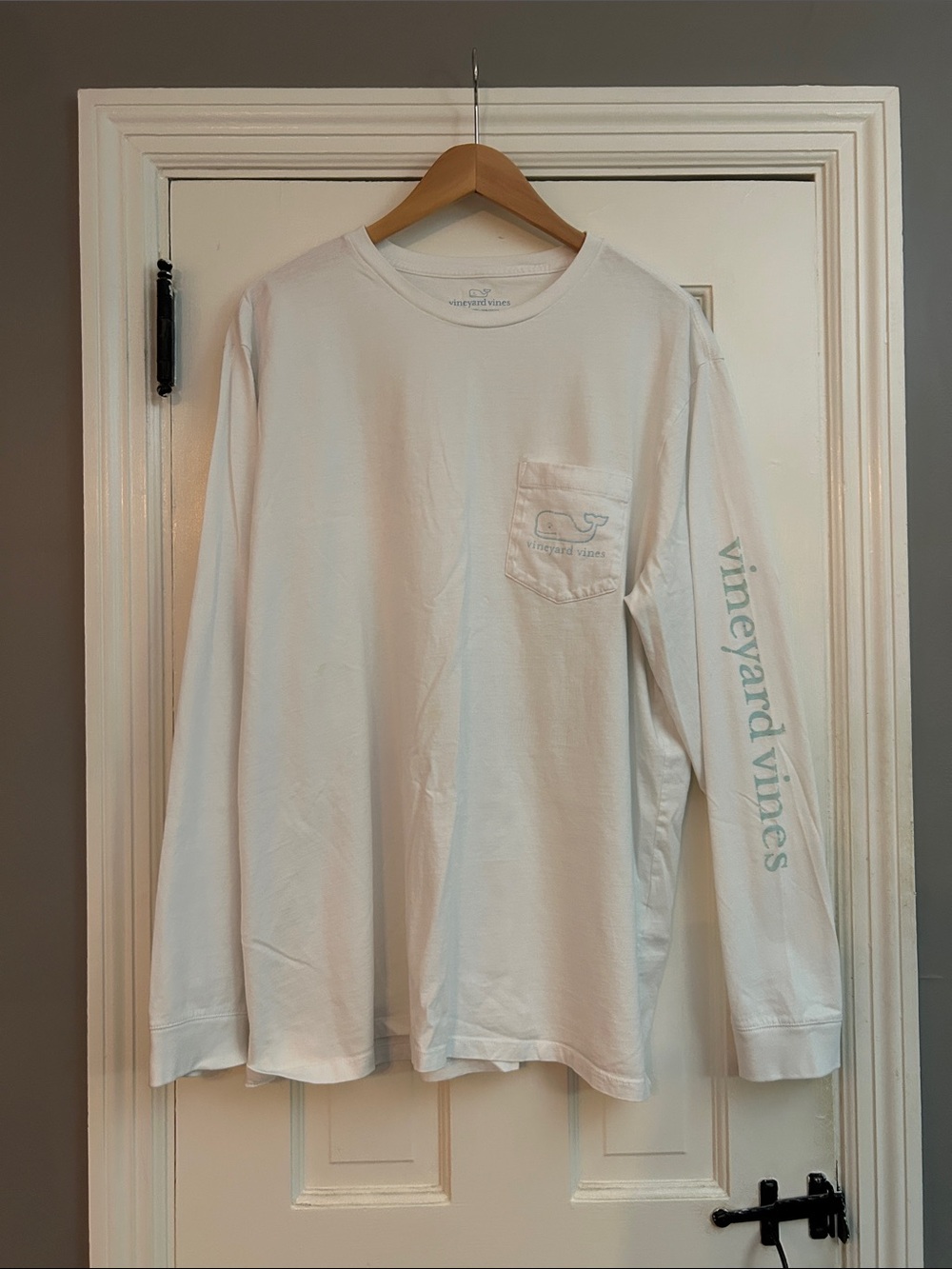 Vineyard Vines Men’s XL 100% Cotton White Long Sleeve TShirt